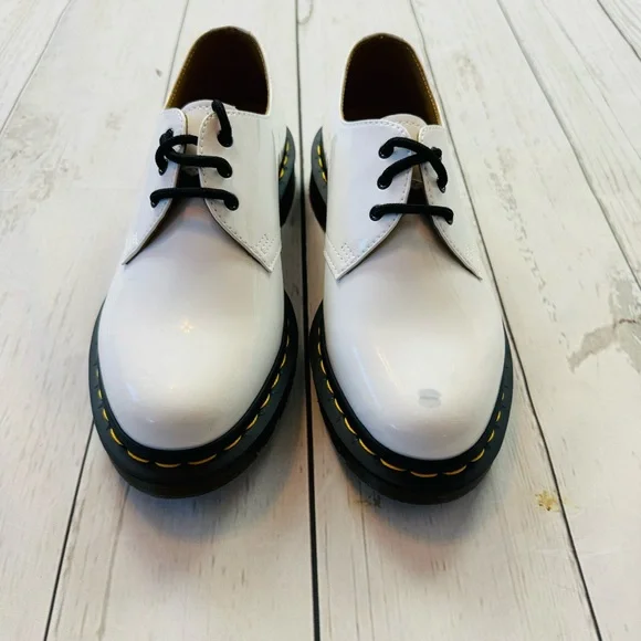 Dr Martens 26754 White Women’s Shoes Size 7 - Picture 9 of 12